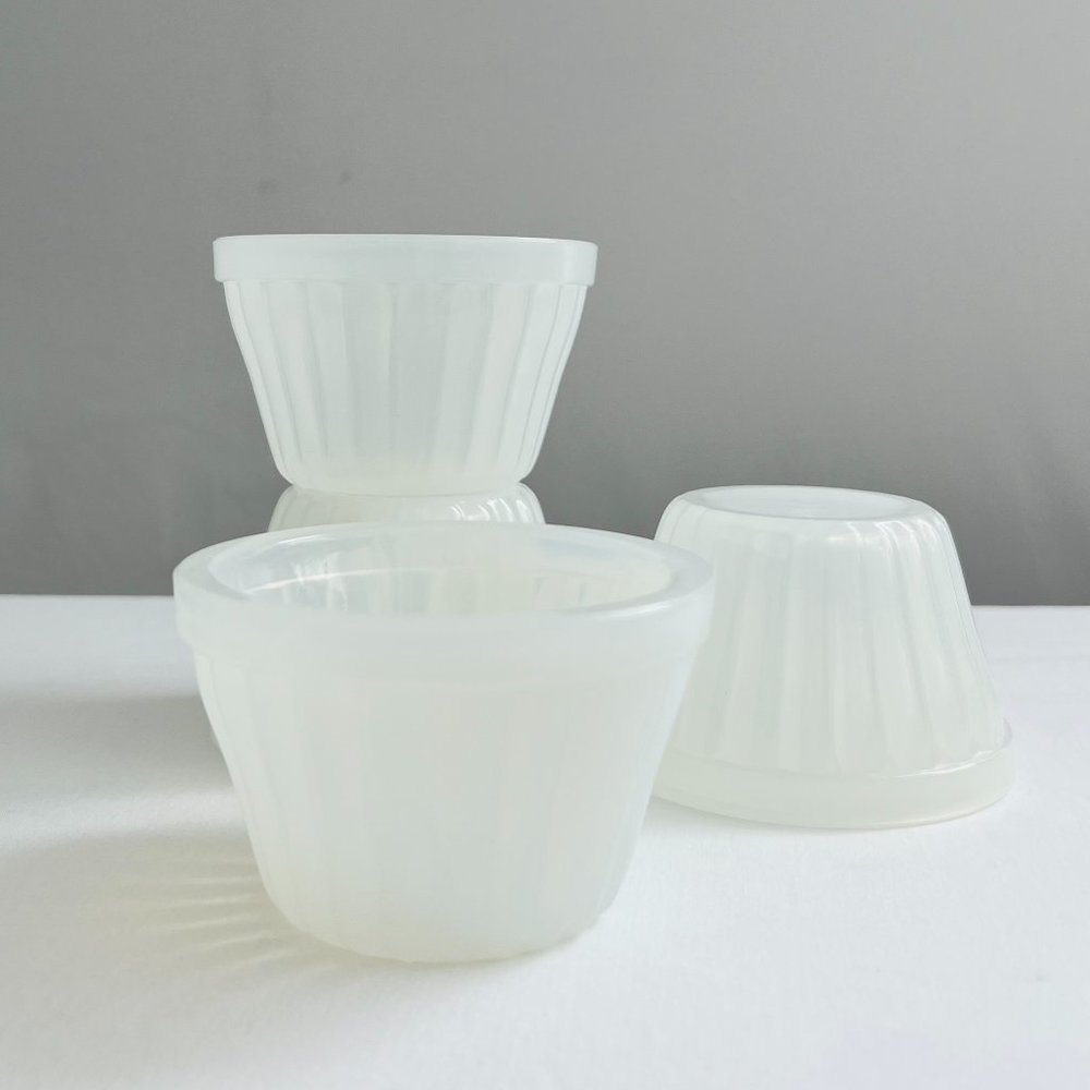 4 Vintage Clam Broth Muffin Cups